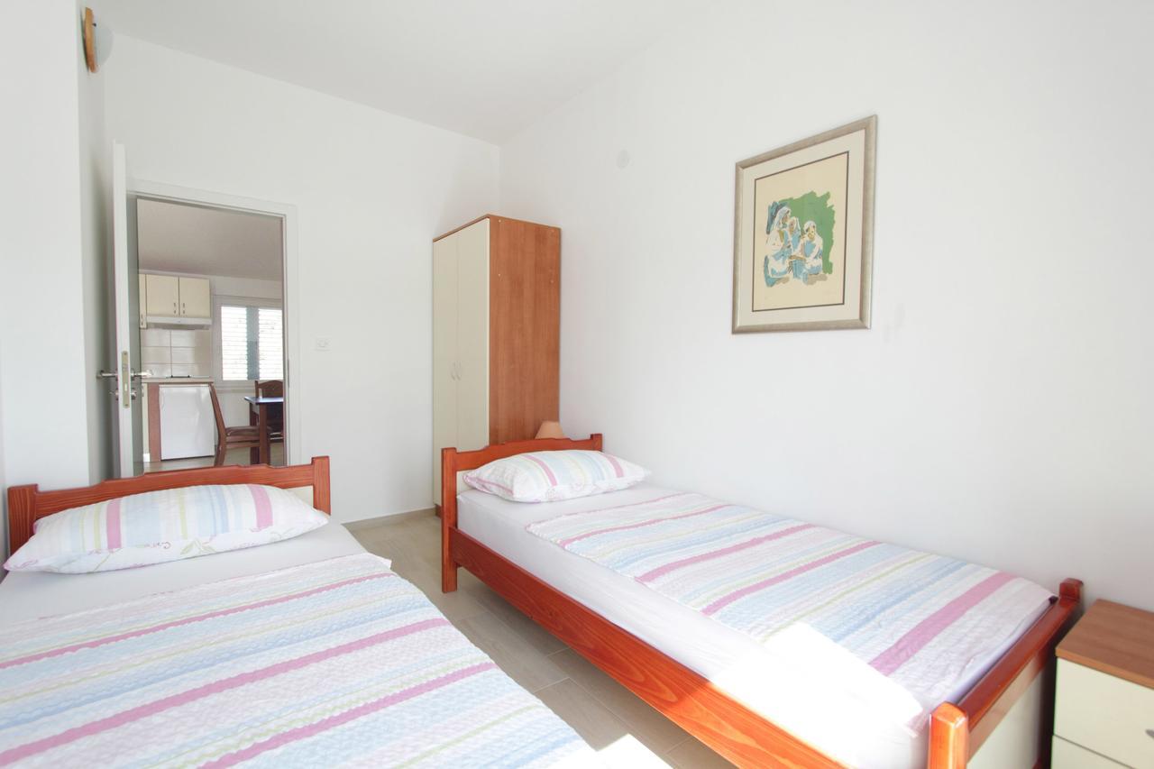 Apartments Barbara Slano Εξωτερικό φωτογραφία